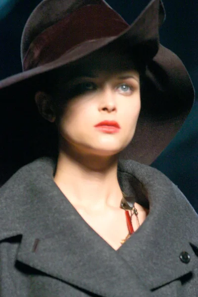 Look 7